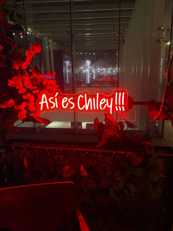Neon - Asi es Chiley