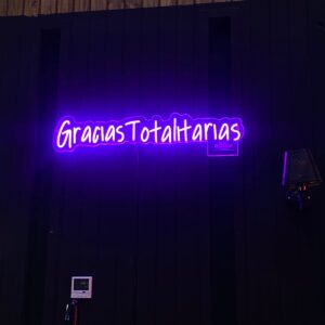 Neon - Gracias Totalitarias